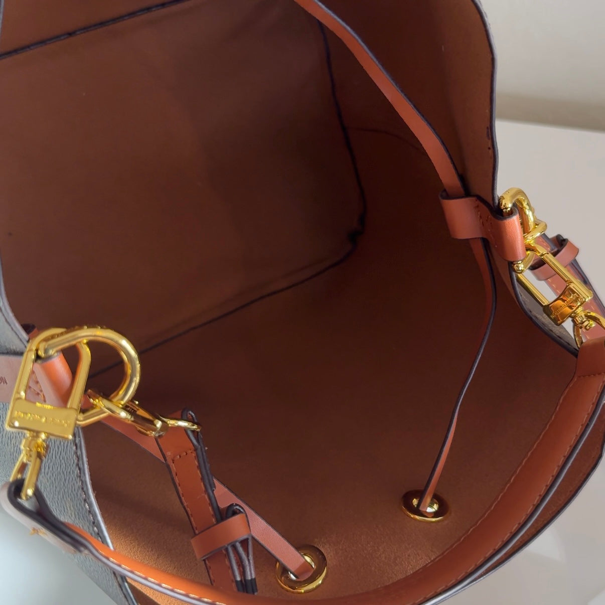 Bucket Purse