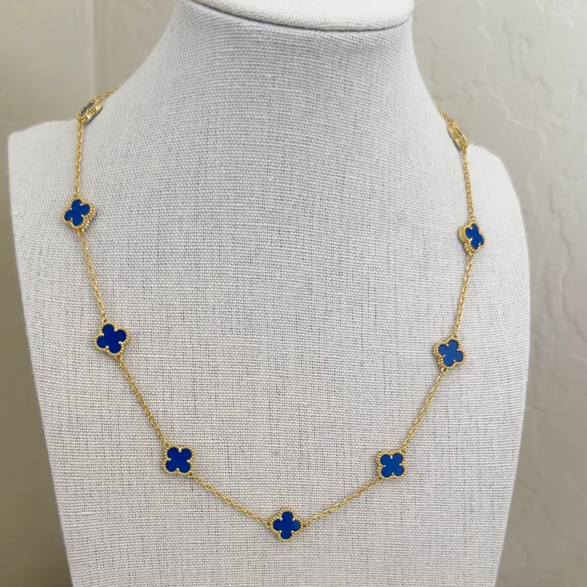 Lucky Mini Necklace