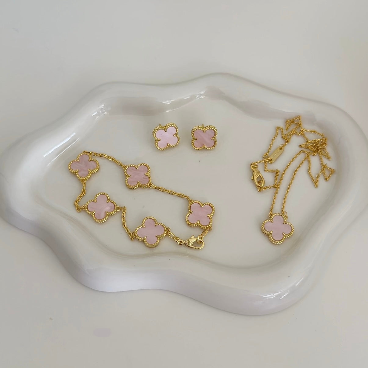 Lucky Satin Pink