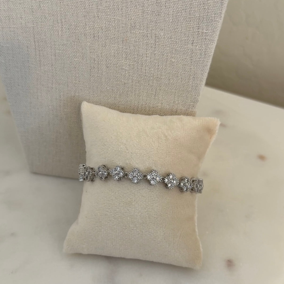 Lucky Bling Jewels