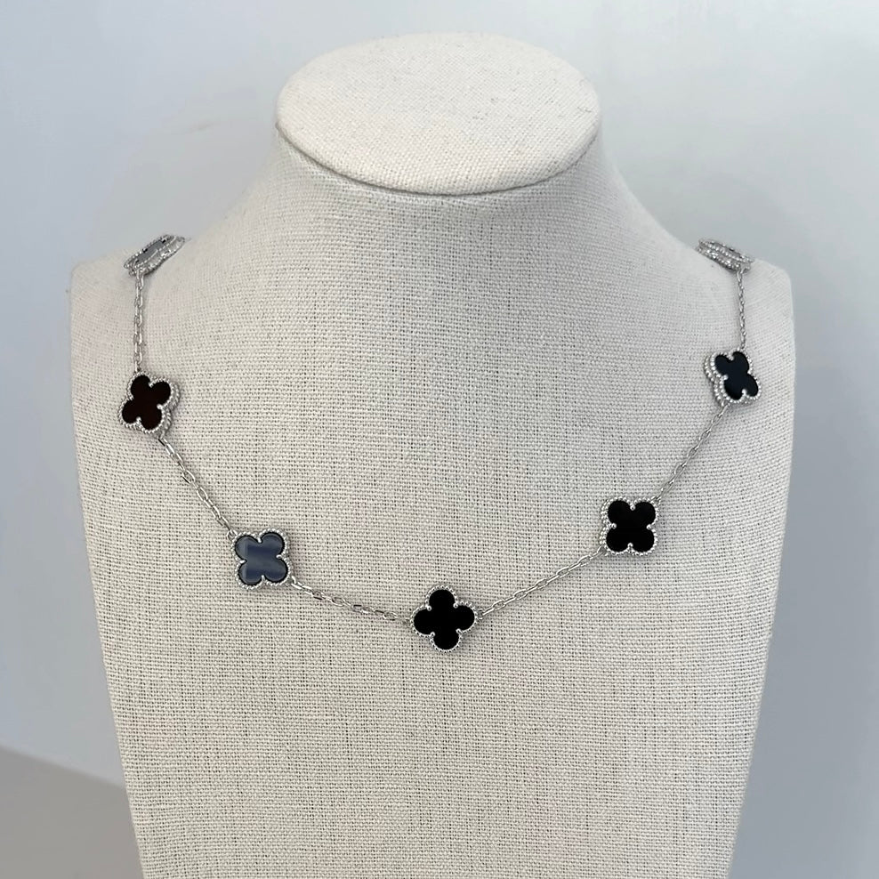 Lucky Flowers Necklace