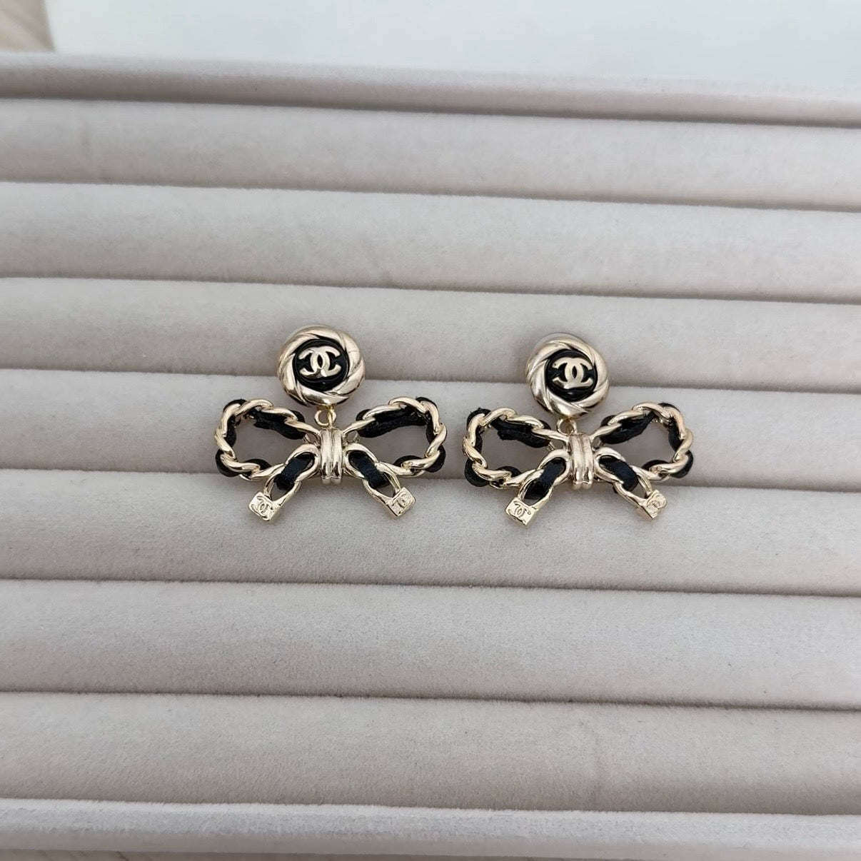 Bow Earrings