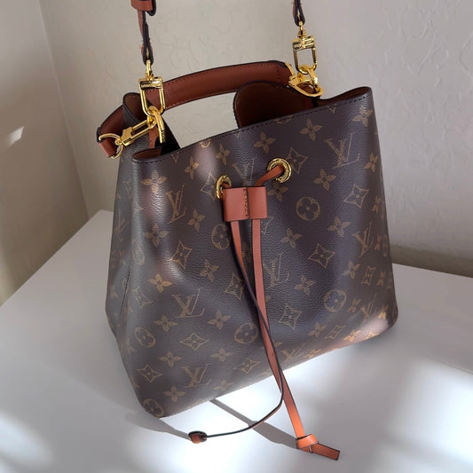Bucket Purse