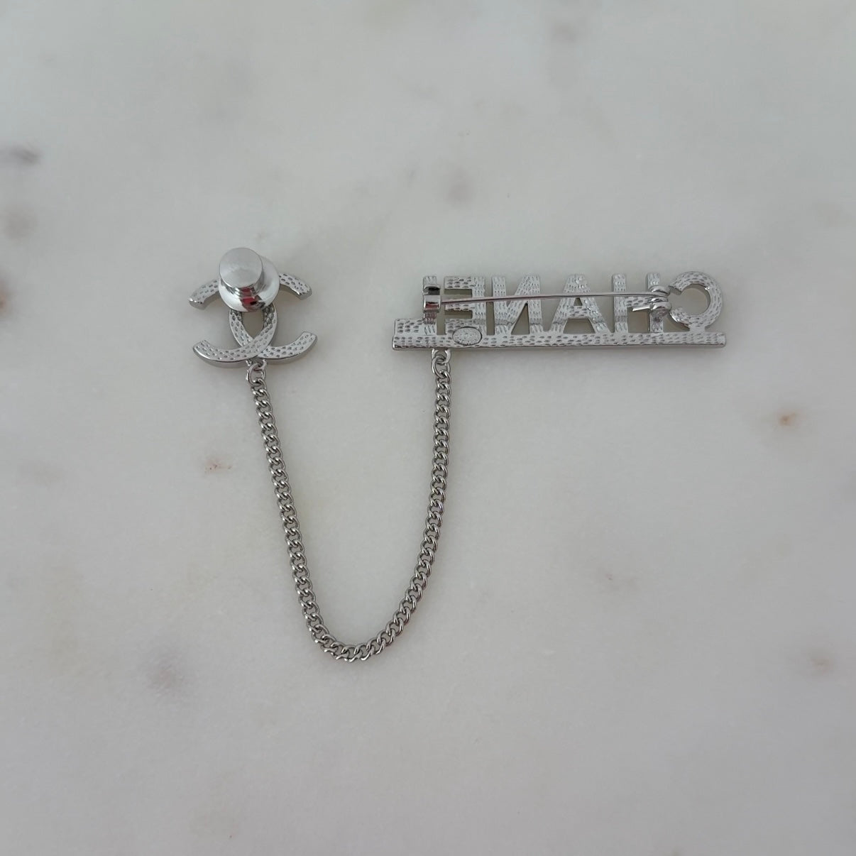 Pin
