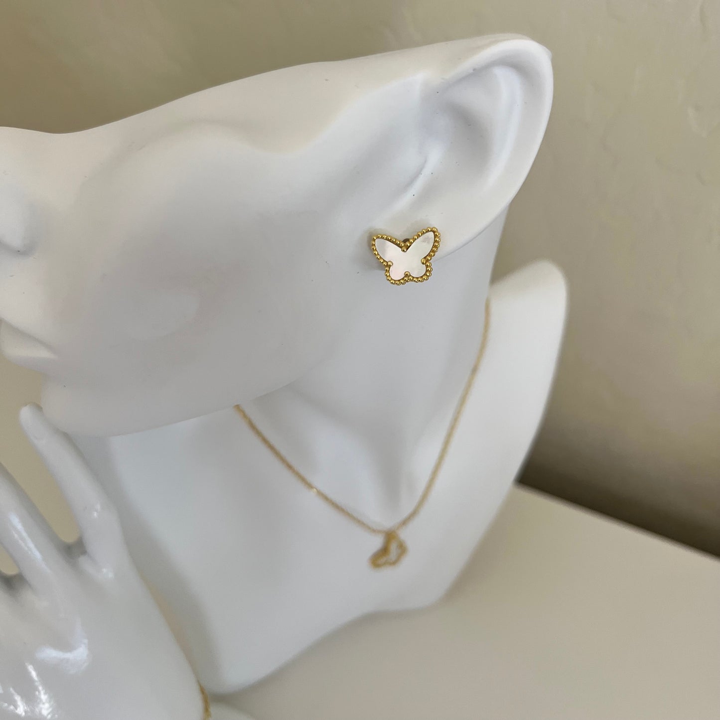 Butterfly White Pearl Set