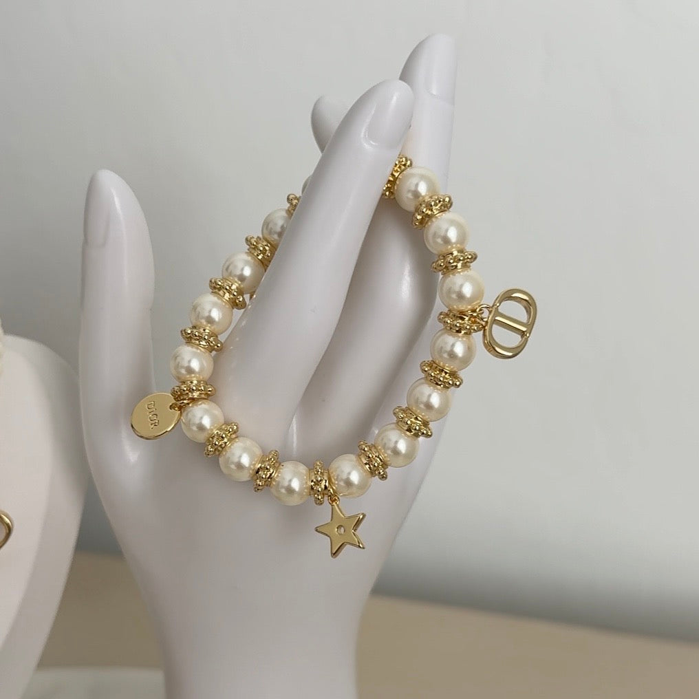 Pearl Jewels