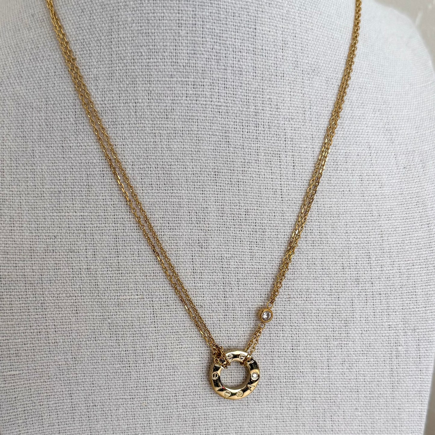 Luv Necklace