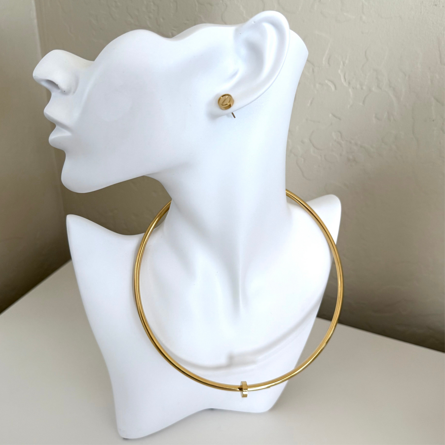 Nail Choker Necklace