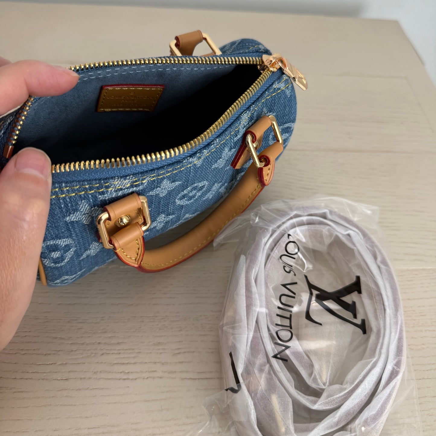 Mini Purse (Read Description)