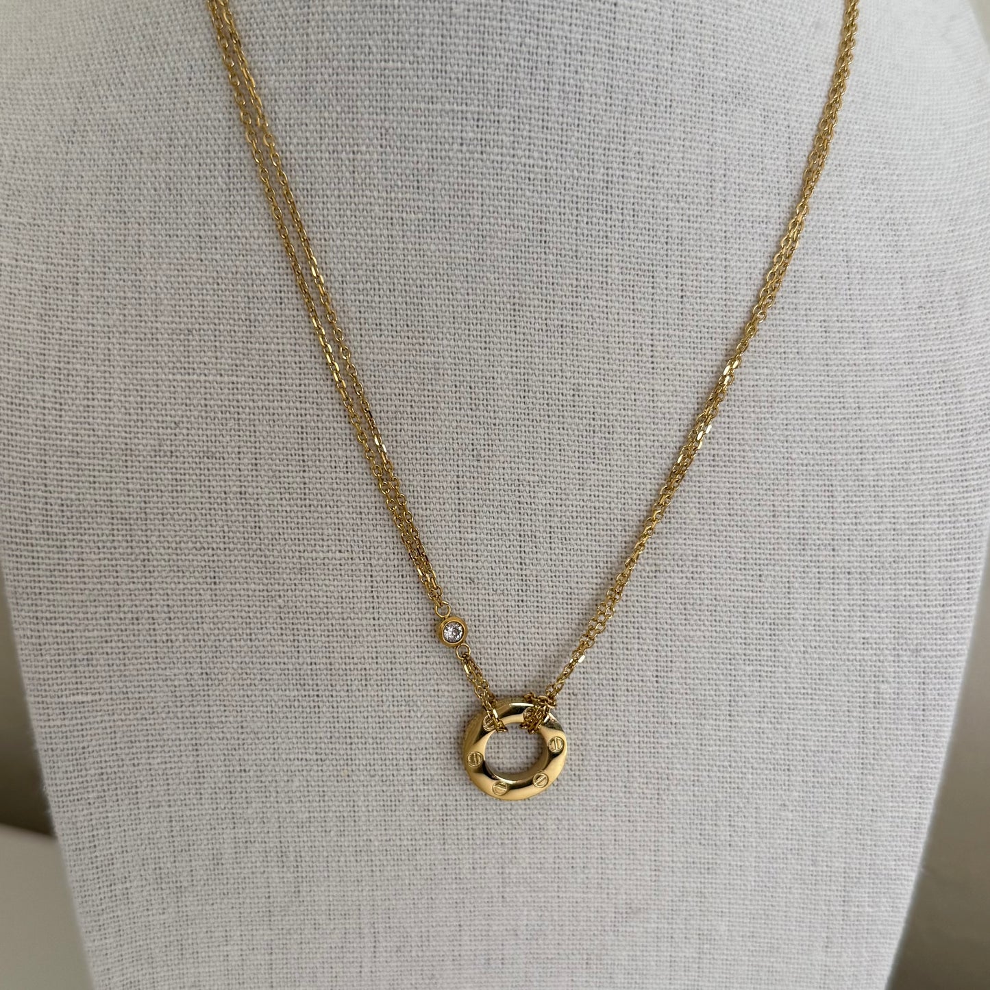 Luv Necklace