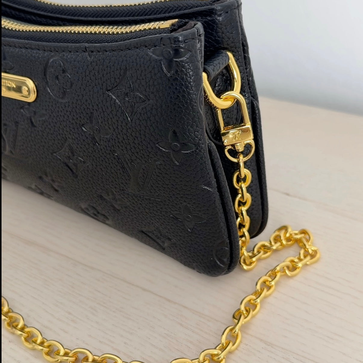 Black Purse
