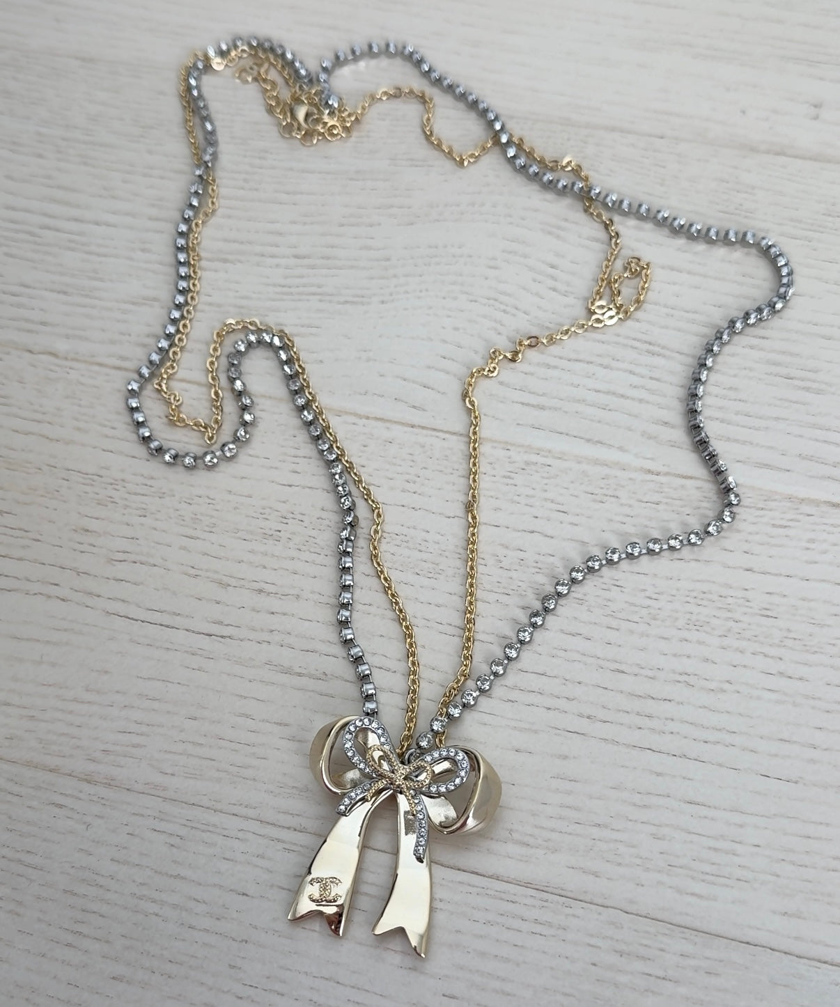 Bow Long Necklace