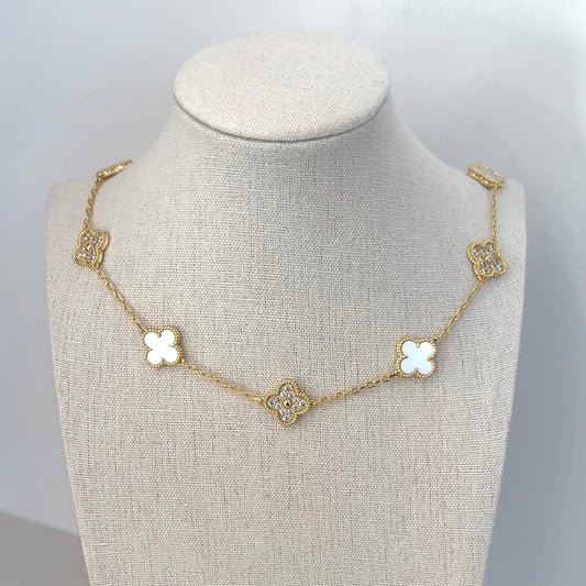 Lucky Flowers Necklace