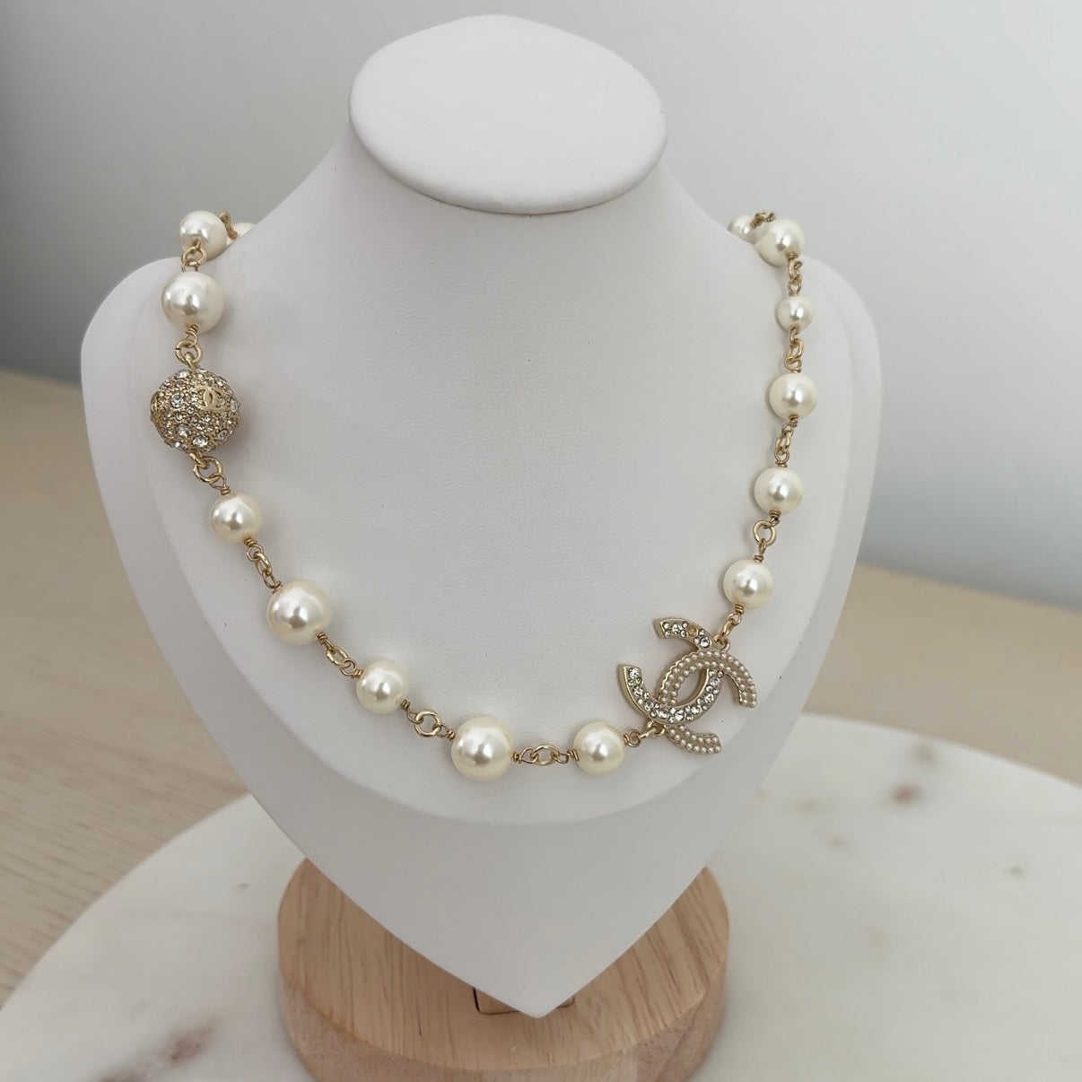 Pearl Necklace (Read Description)
