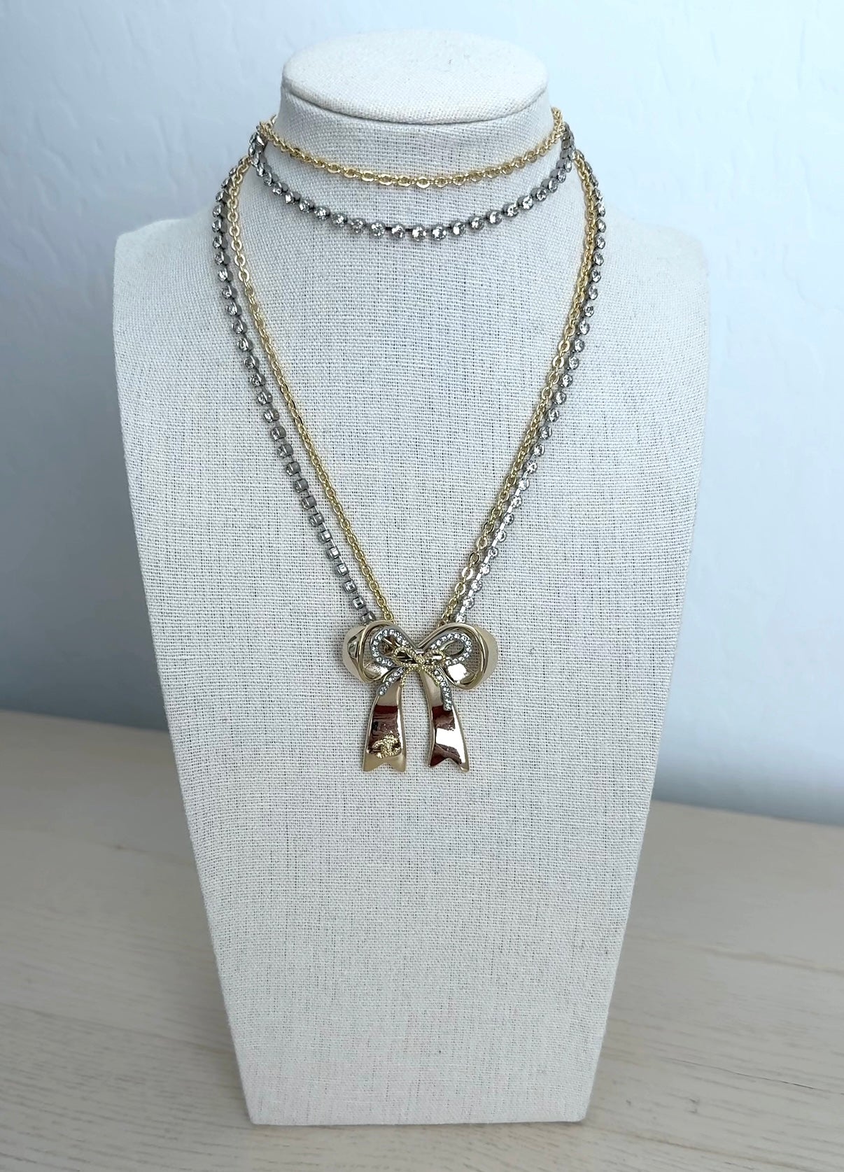 Bow Long Necklace
