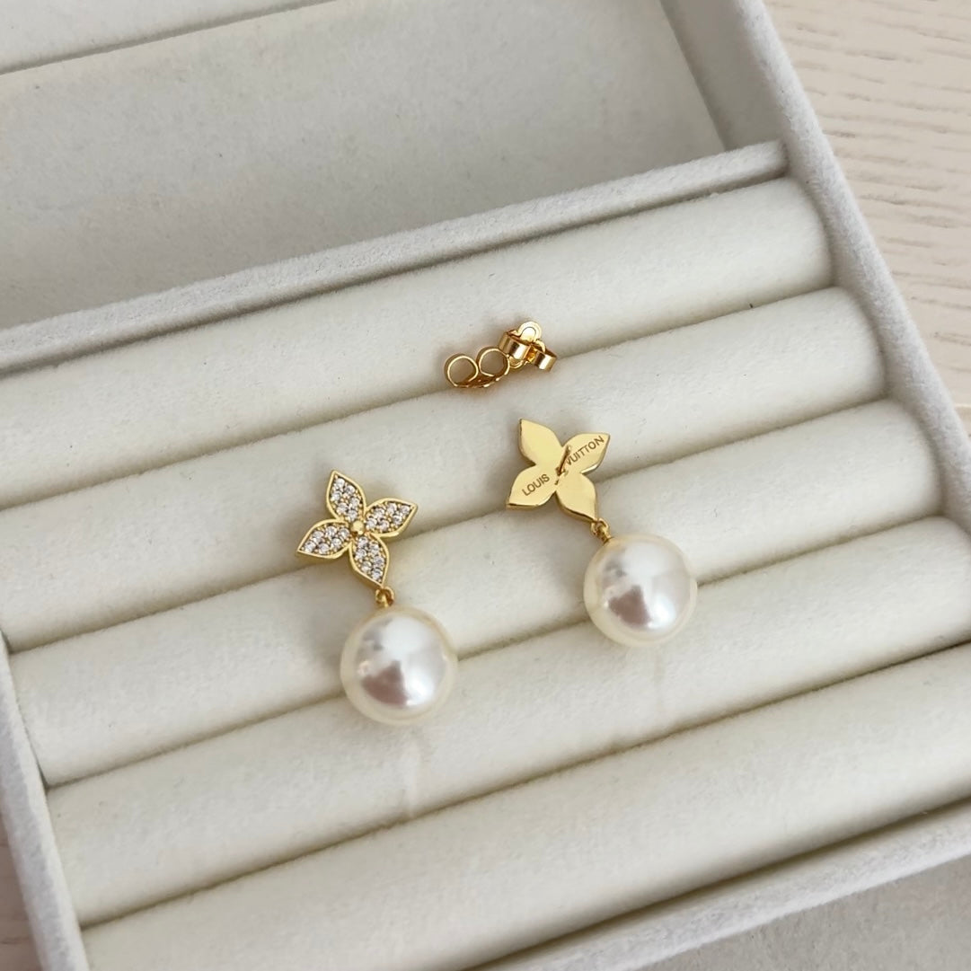Pearl Earrings