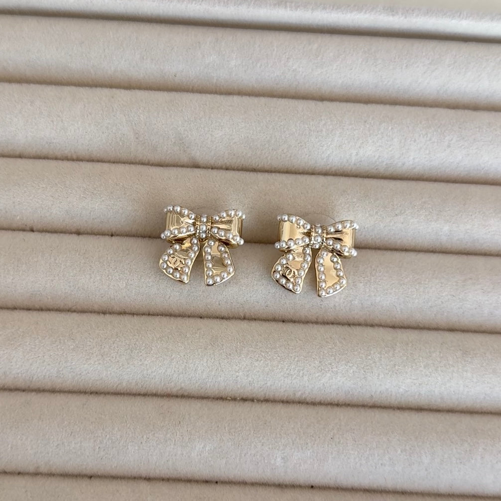 Bow Earrings