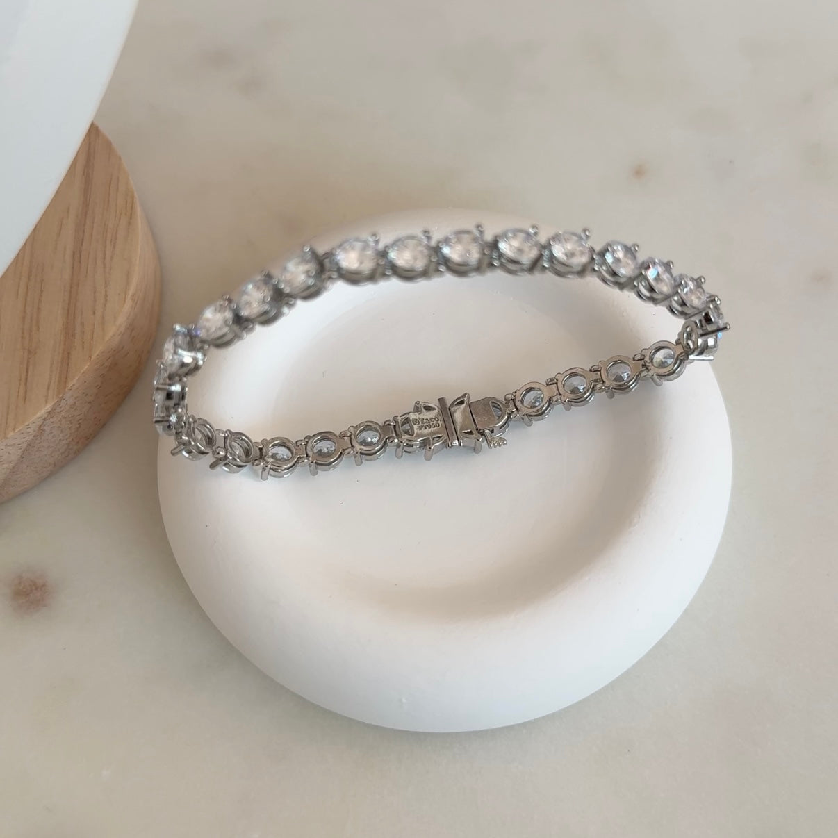 Bling Flower Bracelet Size 18