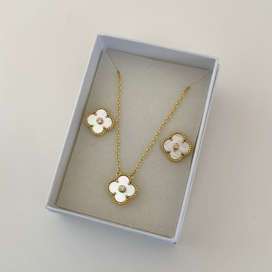Lucky White Pearl Set
