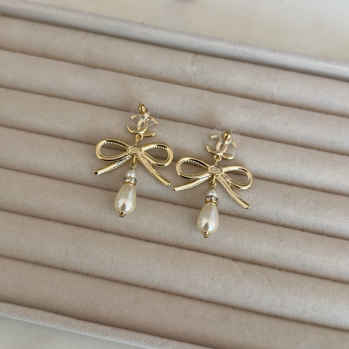 Bow Earrings